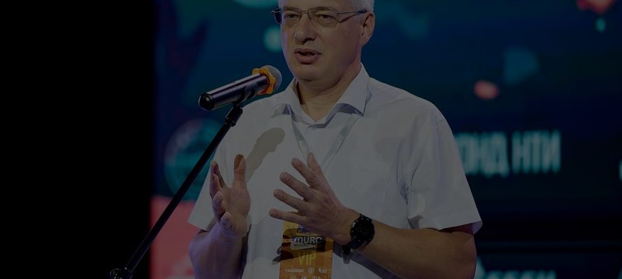 «Товары попадают в Россию чудом»: главное из интервью сооснователя DNS Дмитрия Алексеева